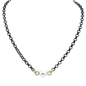 Deborah Grivas SINGLE PEARL ON MATTE BLACK CHAIN